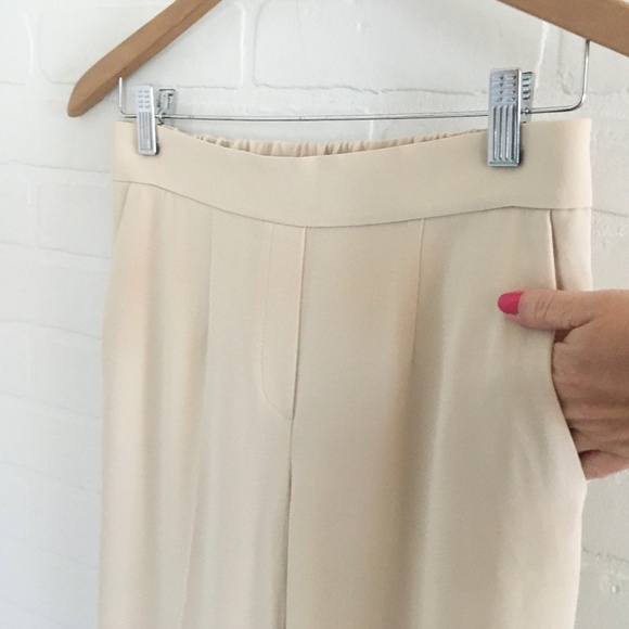 Aritzia Babaton Pants Full lenght Cream Minimalist Old Money Darted Pockets Sz 4 - Picture 7 of 14